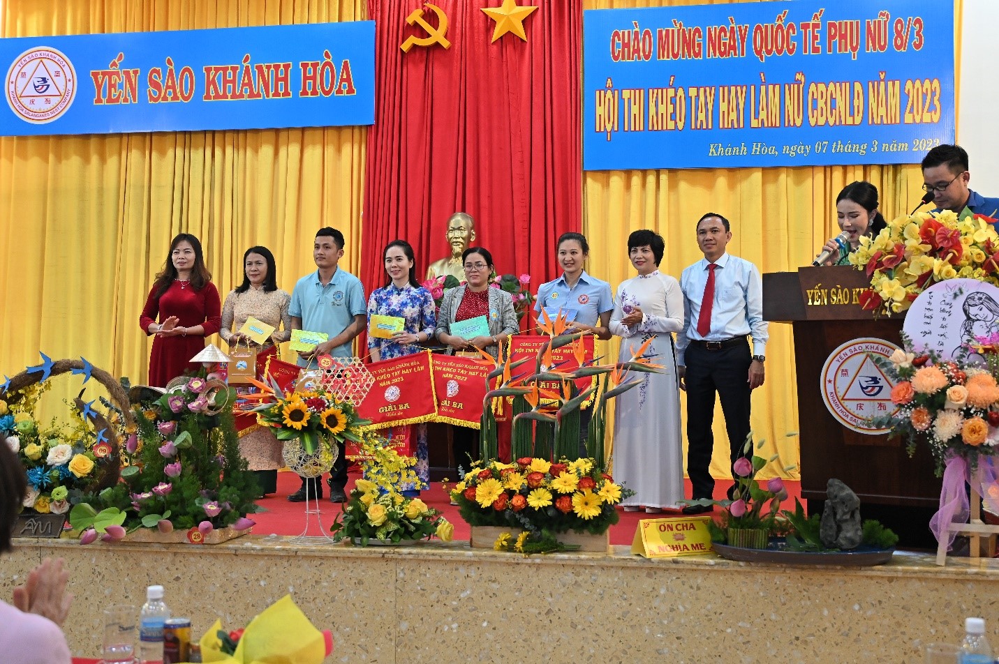 Đội đạt Giải Nhì nấu ăn Công ty CP Nước giải khát Yến sào Khánh Hòa, Nhà Khách Khánh Hòa, Ban Quản lý Dự án