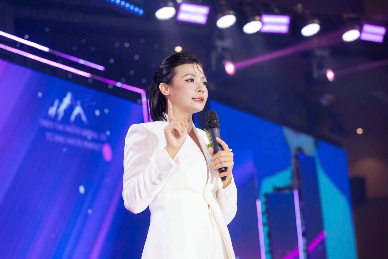 Đại diện Perfect Global (Việt Nam) chia sẻ tại Đại hội