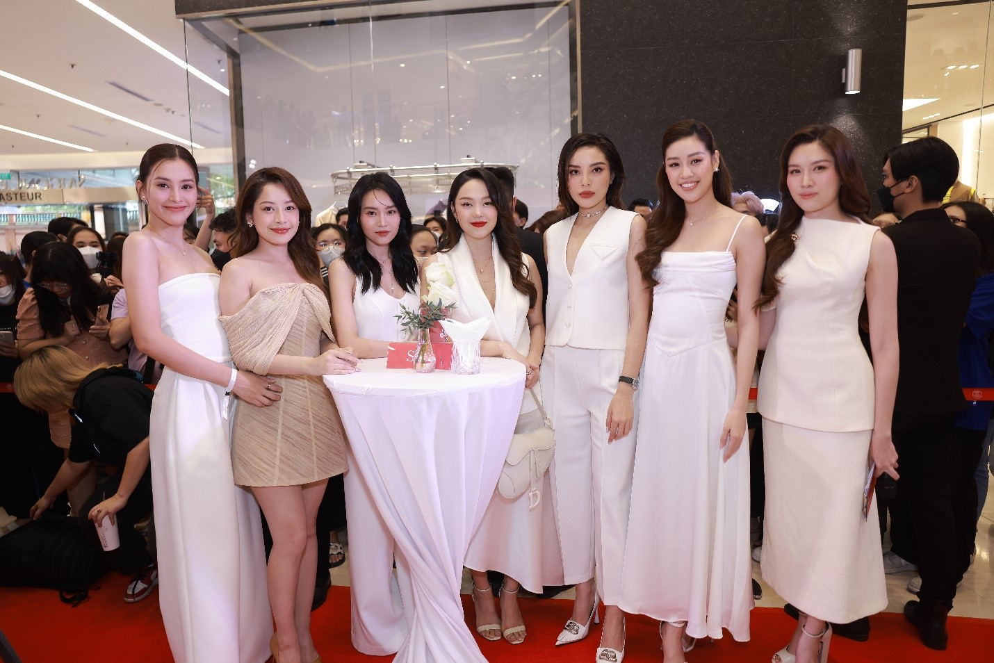 Sự kiện có sự tham gia của nhiều ngôi sao giải trí hàng đầu Việt Nam.