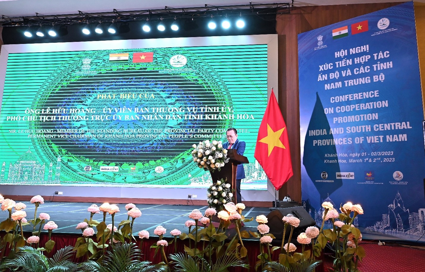 Ông Lê Hữu Hoàng, UV Ban Thường Vụ Tỉnh Ủy - Phó Chủ tịch Thường trực UBND tỉnh Khánh Hòa phát biểu tại Hội nghị
