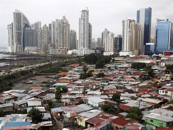 Một góc nhìn bao quát thành phố Panama City, ngày 17 tháng 9 năm 2013