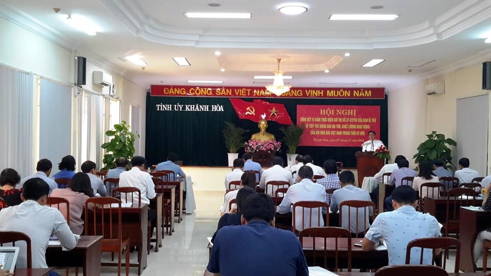 Toàn cảnh Hội nghị Hội nghị Tổng kết 15 năm thực hiện Chỉ thị 37 - CT/TW   của Ban Bí Thư (Khóa lX) "Về tiếp tục nâng cao vai trò, chất lượng hoạt động của Hội Nhà báo Việt Nam trong thời kỳ mới" 