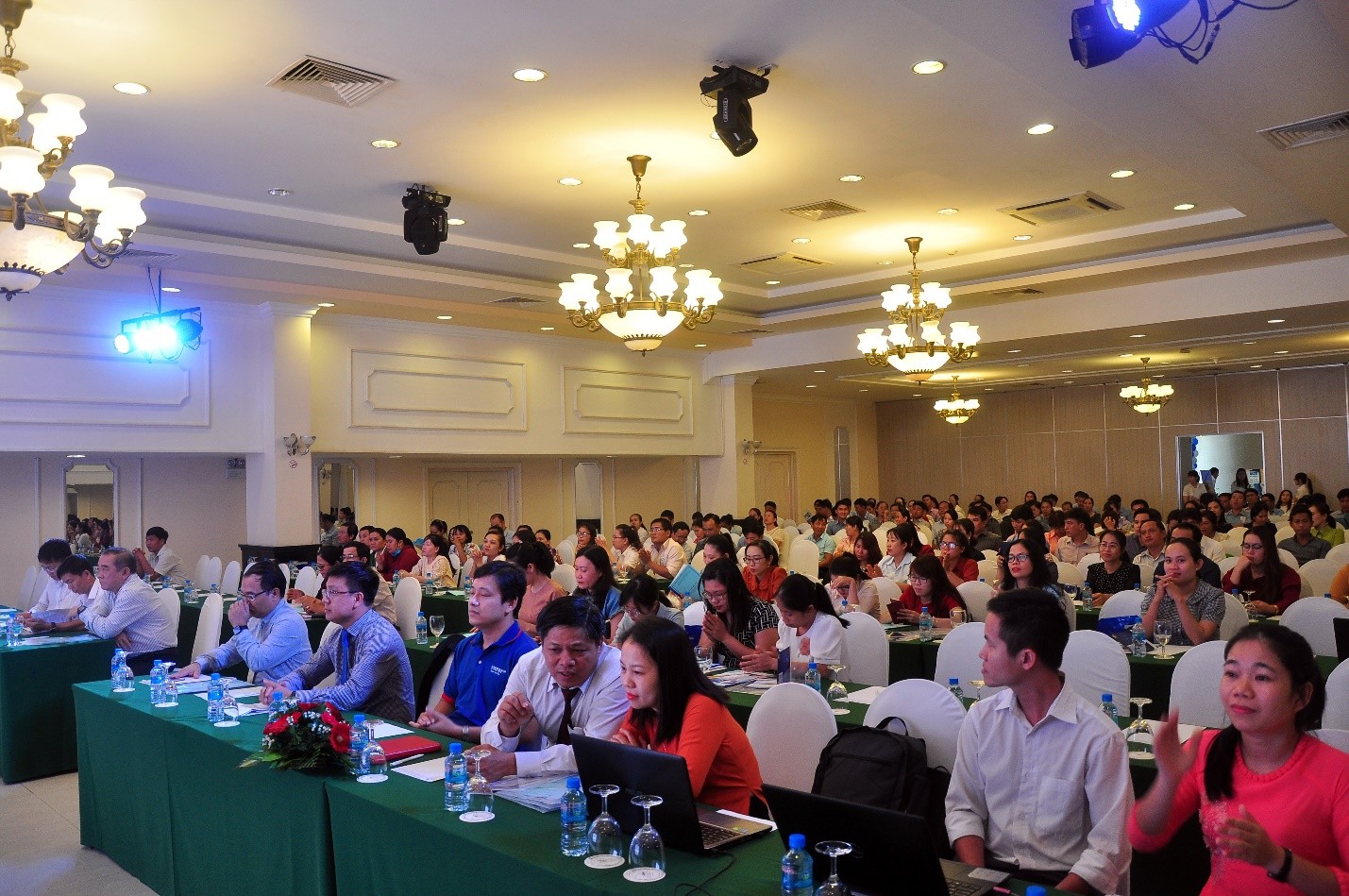 Toàn cảnh Hội nghị tập huấn tác nghiệp thanh toán trực tuyến trên Trung tâm Dịch Vụ Hành Chính Công trực tuyến Tỉnh Khánh Hòa