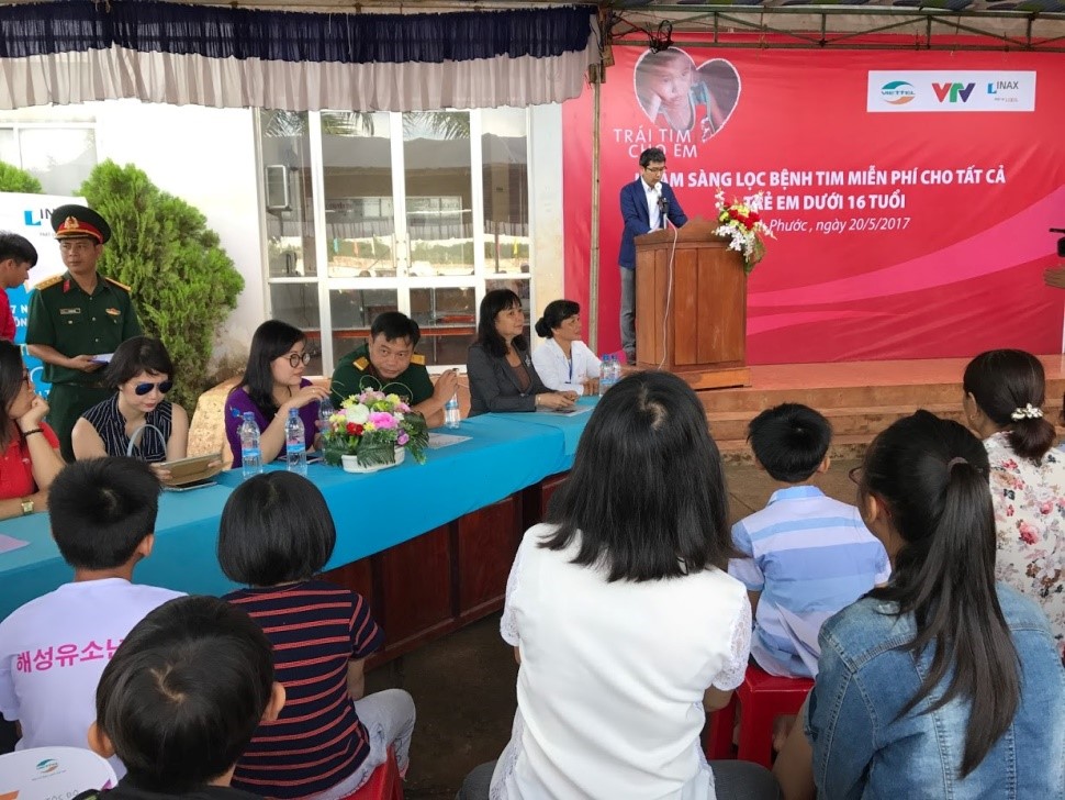 Chương trình “Trái tim cho em” lần đầu tiên tổ chức hoạt động khám sàng lọc tại tỉnh Bình Phước 