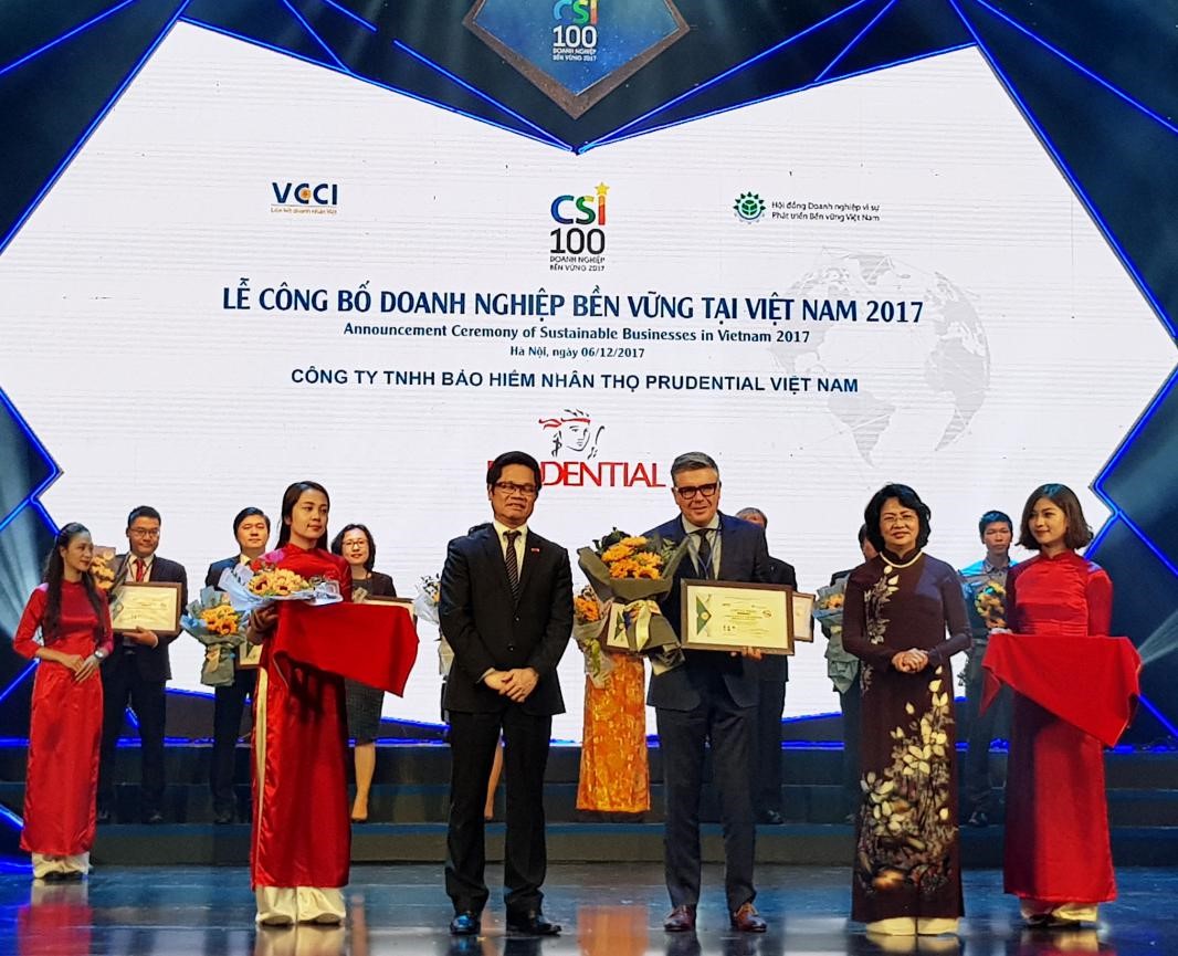 “Top 10 Doanh nghiệp Bền vững Việt Nam 2017” là một trong những giải thưởng mà  
