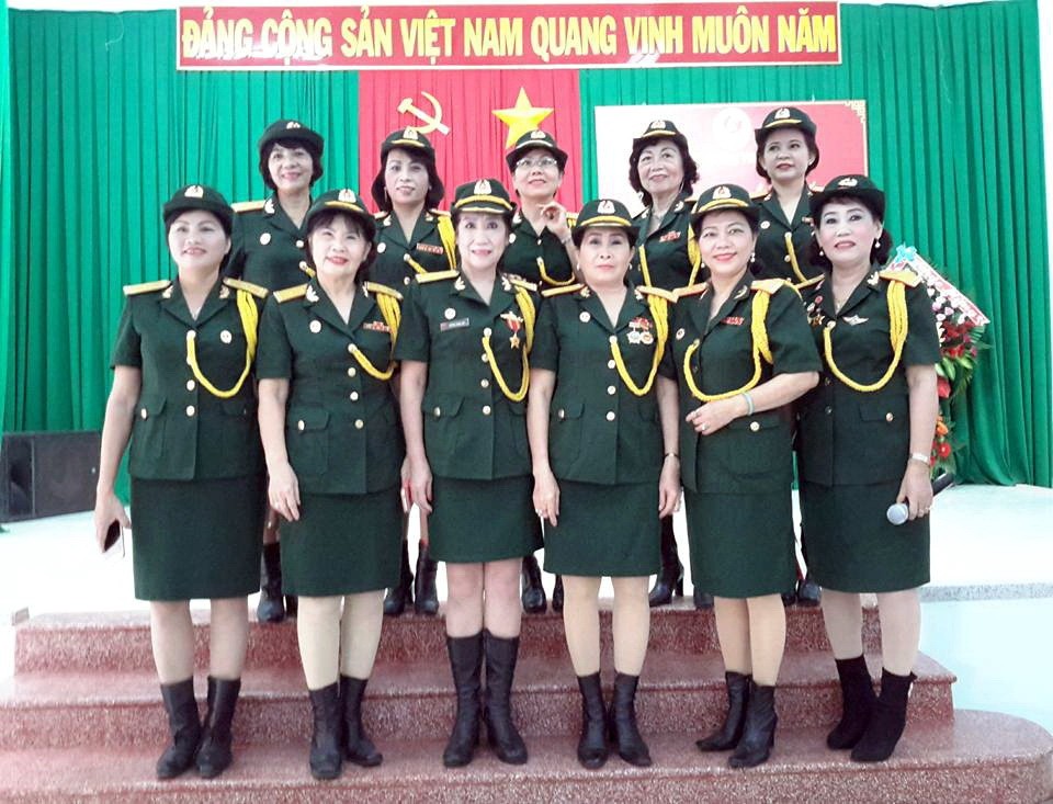 Đội ca Nữ Đội Văn nghệ CCB Khánh Hòa