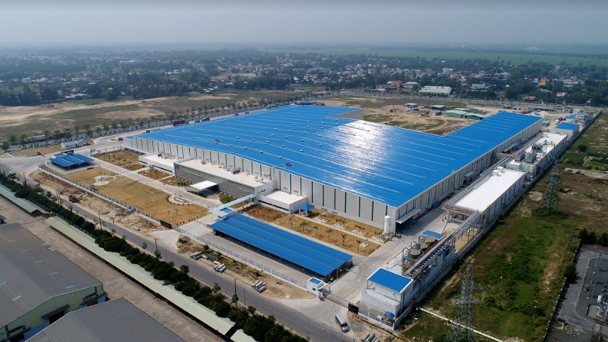 Nhà máy thứ 5 của Suntory PepsiCo tại KCN Điện Ngọc – Quảng Nam được khánh thành tháng 6/2017 với công suất dự kiến đạt 850 triệu lít/năm