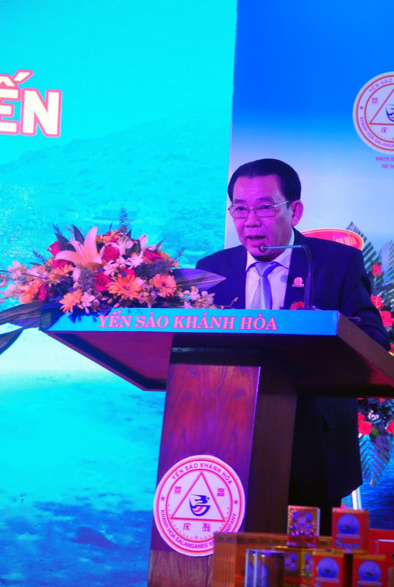 Ông Nguyễn Anh Hùng Chủ tịch HĐTV Công Ty Yến Sào Khánh Hòa phát biểu khai mạc
