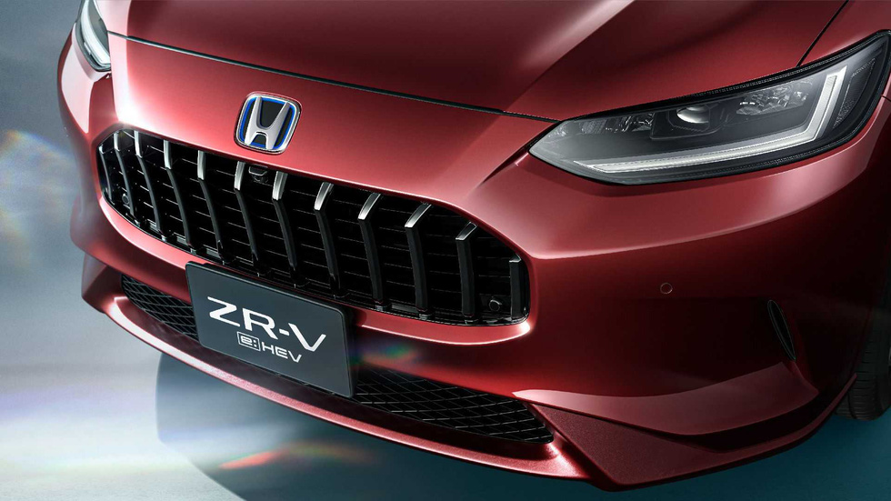 Tản nhiệt bản ZR-V Nhật đặc biệt giống xe Maserati vì nan dọc - Ảnh: Honda