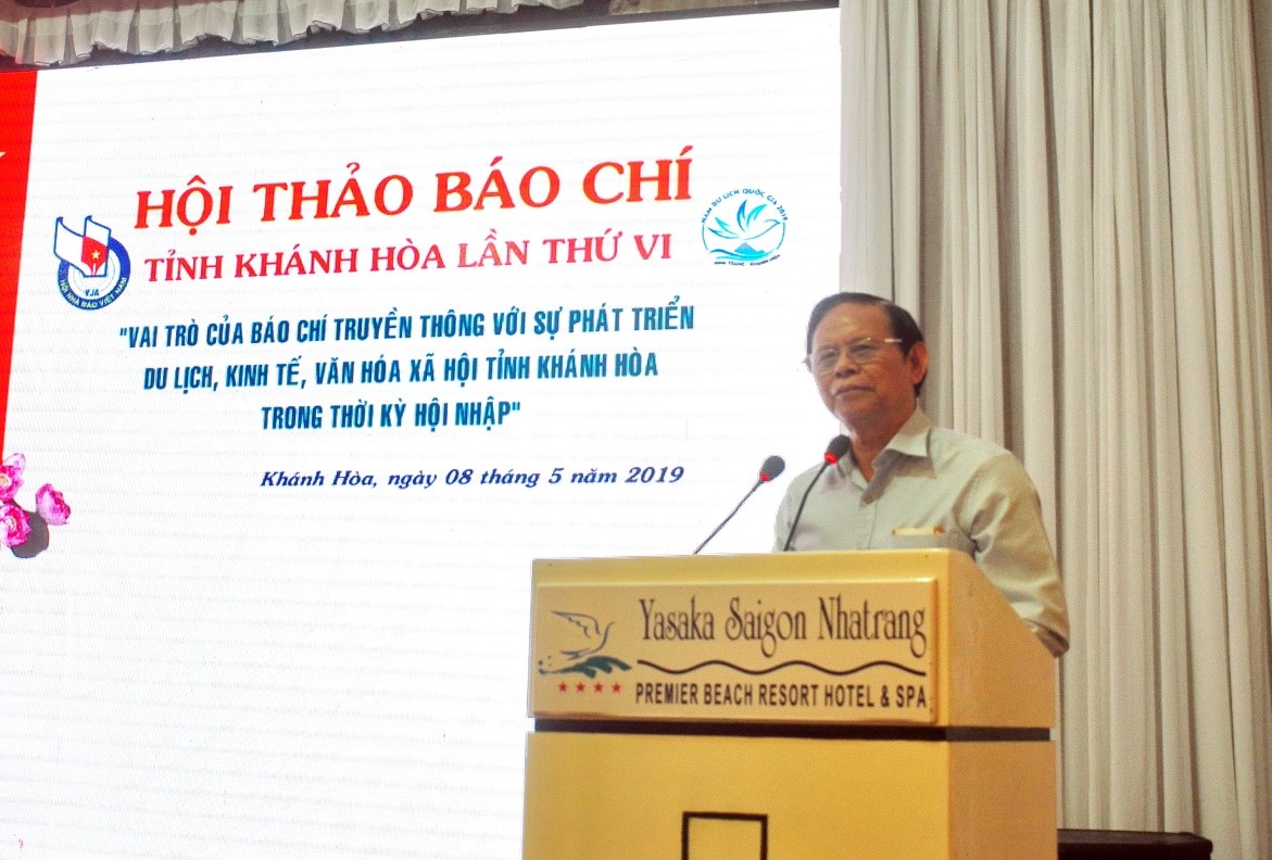 Nhà báo Hồng Vinh nguyên chủ tịch Hội Nhà Báo Việt Nam phát biểu