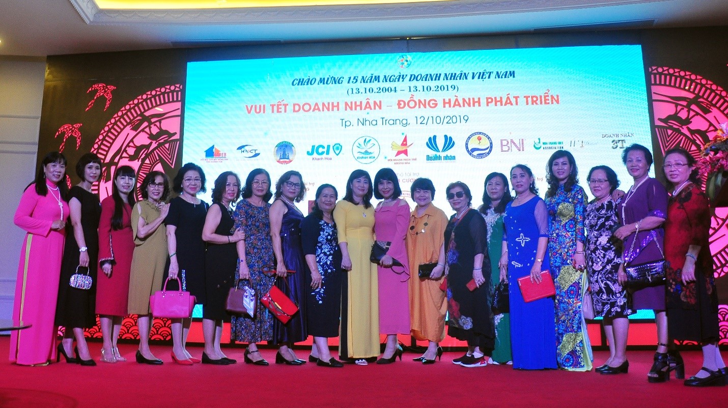 Hội Doanh Nhân Nữ Khánh Hòa trong ngày Doanh nhân Việt Nam