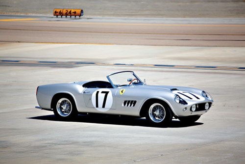 1959 Ferrari 250 GT California LWB Alloy Spider - Ảnh: Brian Henniker/Gooding & Co.