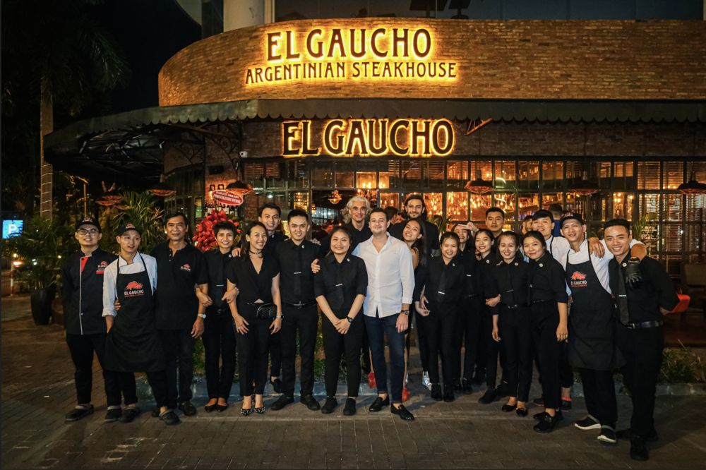 Hơn cả một doanh nghiệp, El Gaucho đã xây dựng một đại gia đình mới ở Việt Nam 