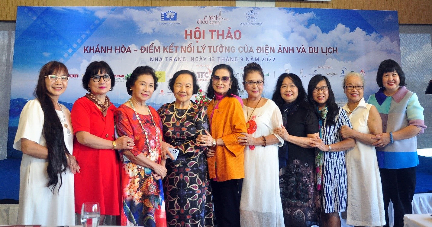  Các Nữ Nghệ sĩ Diễn viên Điện Ảnh Hội Điện ảnh Việt Nam tại Hội Thảo