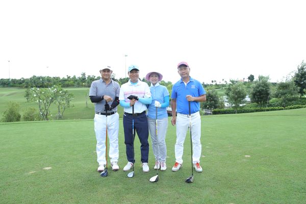 Các Golfer tham gia giải Golf Doanh nghiệp và Thương hiệu lần 3 - 2016