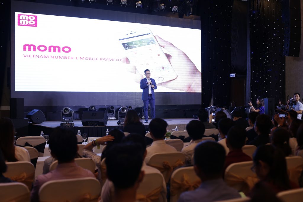 Ông Nguyễn Bá Diệp, Phó Chủ tịch HĐQT công ty cổ phần dịch vụ di động trực tuyến – ví Momo chia sẻ về quá trình khởi nghiệp và khẳng định vị thế của Momo . 