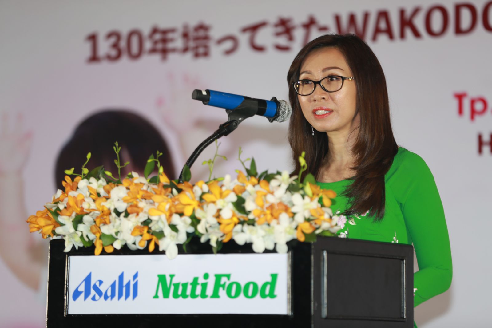 Bà Trần Thị Lệ -Tổng giám đốc công ty TNHH Asiha NutiFood phát biểu tại công bố thành lập công ty  liên doanh hợp  Asahi NutiFood.