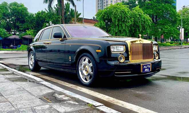 Rolls-Royce là dòng xe tượng trưng cho sự sang trọng và giàu có, được các đại gia trên khắp thế giới và Việt Nam ưa chuộng.