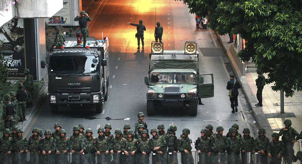 Quân đội xuống đường tại Bangkok-Thái Lan năm 2014