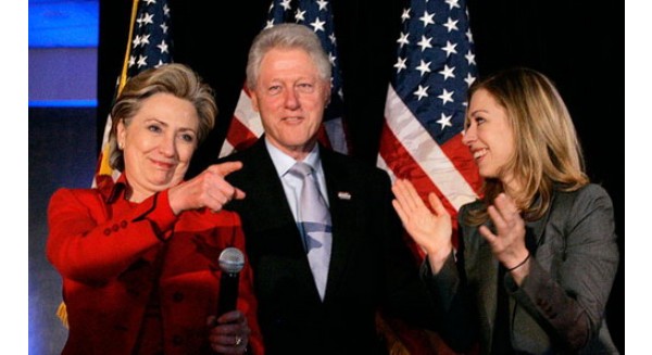 Gia đình nhà Clinton - Ảnh: Politico.