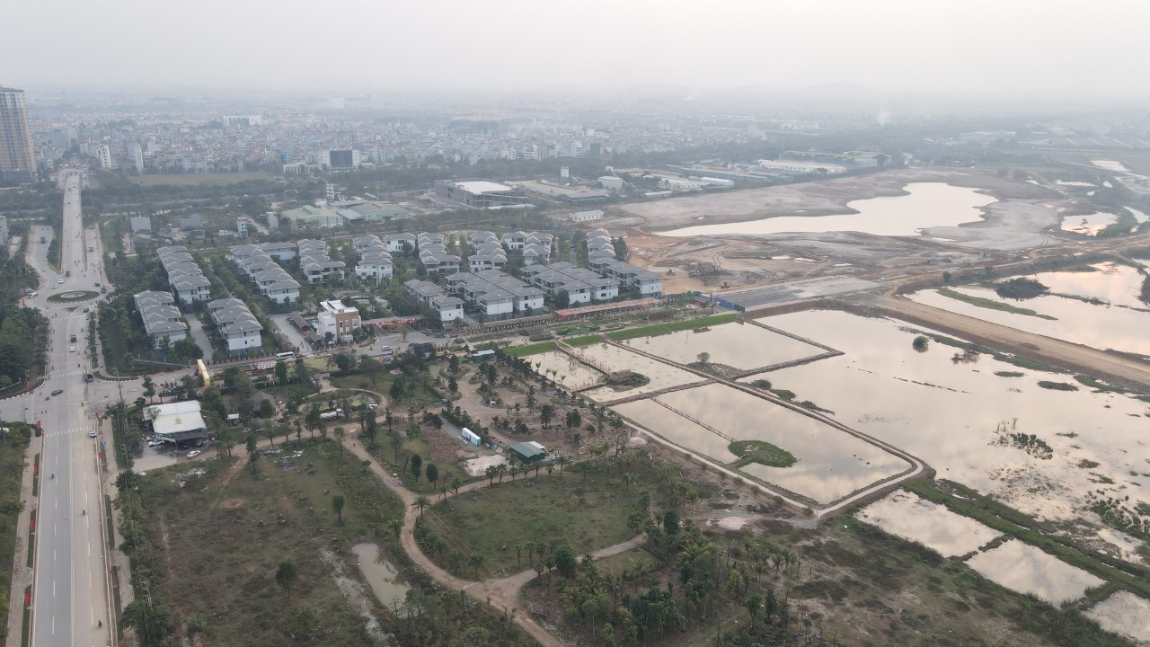 Đất nền ở các huyện ngoại thành Hà Nội ít có giao dịch dù giá không hạ nhiệt là bao  LÊ QUÂN