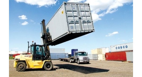 Trung tâm logistics là khu vực bao gồm mọi hoạt động liên quan đến vận tải, phân phối hàng hóa nội địa, quốc tế. Ảnh minh họa