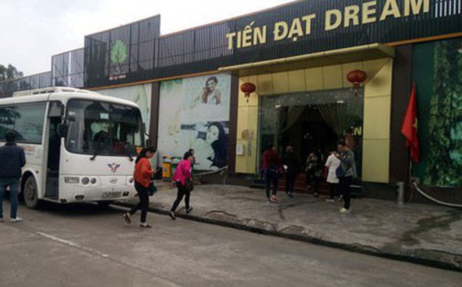 Một điểm bán hàng tour 0 đồng cho du khách Trung Quốc tại TP Hạ Long