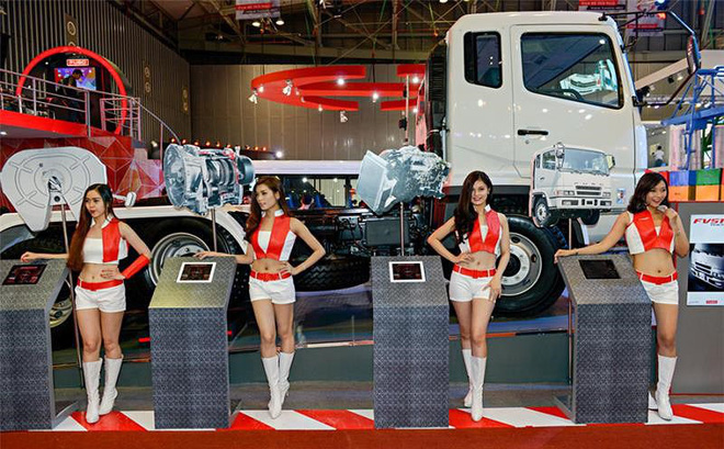 Đề xuất tăng thuế nhập khẩu xe tải để khuyến khích doanh nghiệp trong nước đầu tư sản xuất xe tải.