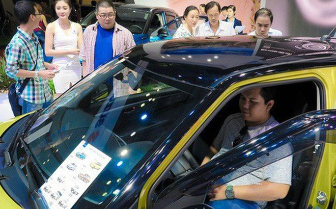 Hiện thị trường ôtô đang ở giai đoạn cạnh tranh khốc liệt, giá giảm đối với tất cả các phân khúc - Ảnh: Hoàng Triều