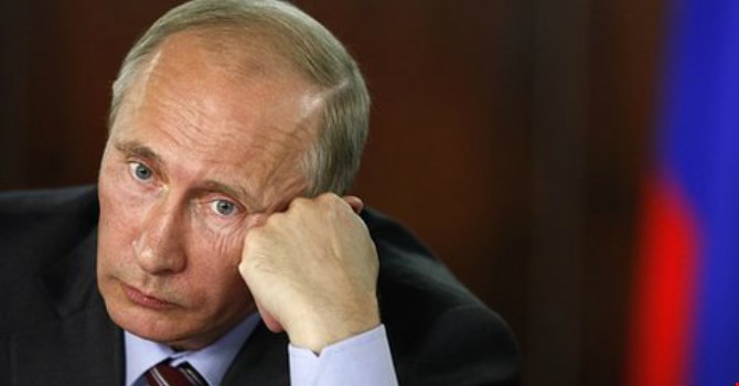 Tỷ lệ người Nga ủng hộ ông do hoạt động tích cực tại Ukraine và Syria đang lên mức cao kỷ lục. Ảnh: Moscowtimes