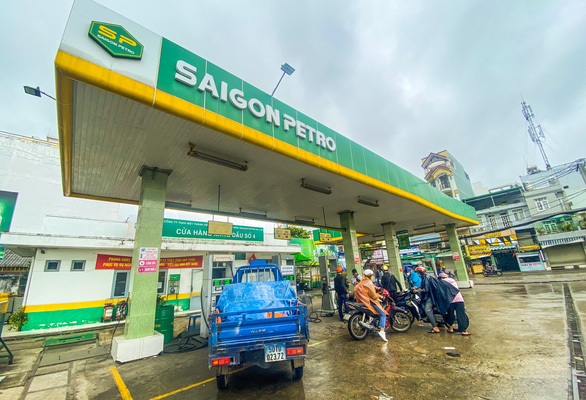 Hệ thống Saigon Petro thuộc diện bị rút giấy phép có thời hạn nhưng được tạm hoãn - Ảnh: QUANG ĐỊNH