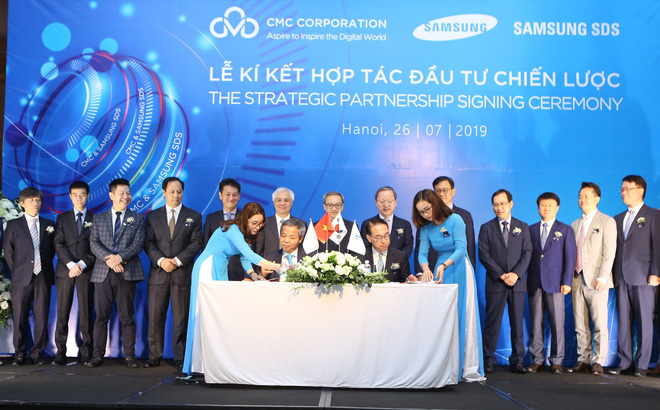 Lễ ký kết hợp tác đầu tư chiến lược giữa Tập đoàn CMC và Samsung SDS sáng 26/7 tại Hà Nội.
