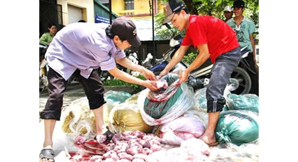 Các hành vi vi phạm chủ yếu không đảm bảo an toàn thực phẩm trong quá trình sản xuất, kinh doanh; không có đủ thiết bị phòng chống côn trùng và phòng bàn ăn không đảm bảo an toàn vệ sinh.