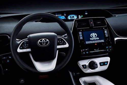 Vô lăng 3 chấu và kiểu dáng khe điều hòa của Toyota Prius 2016 hoàn toàn mới