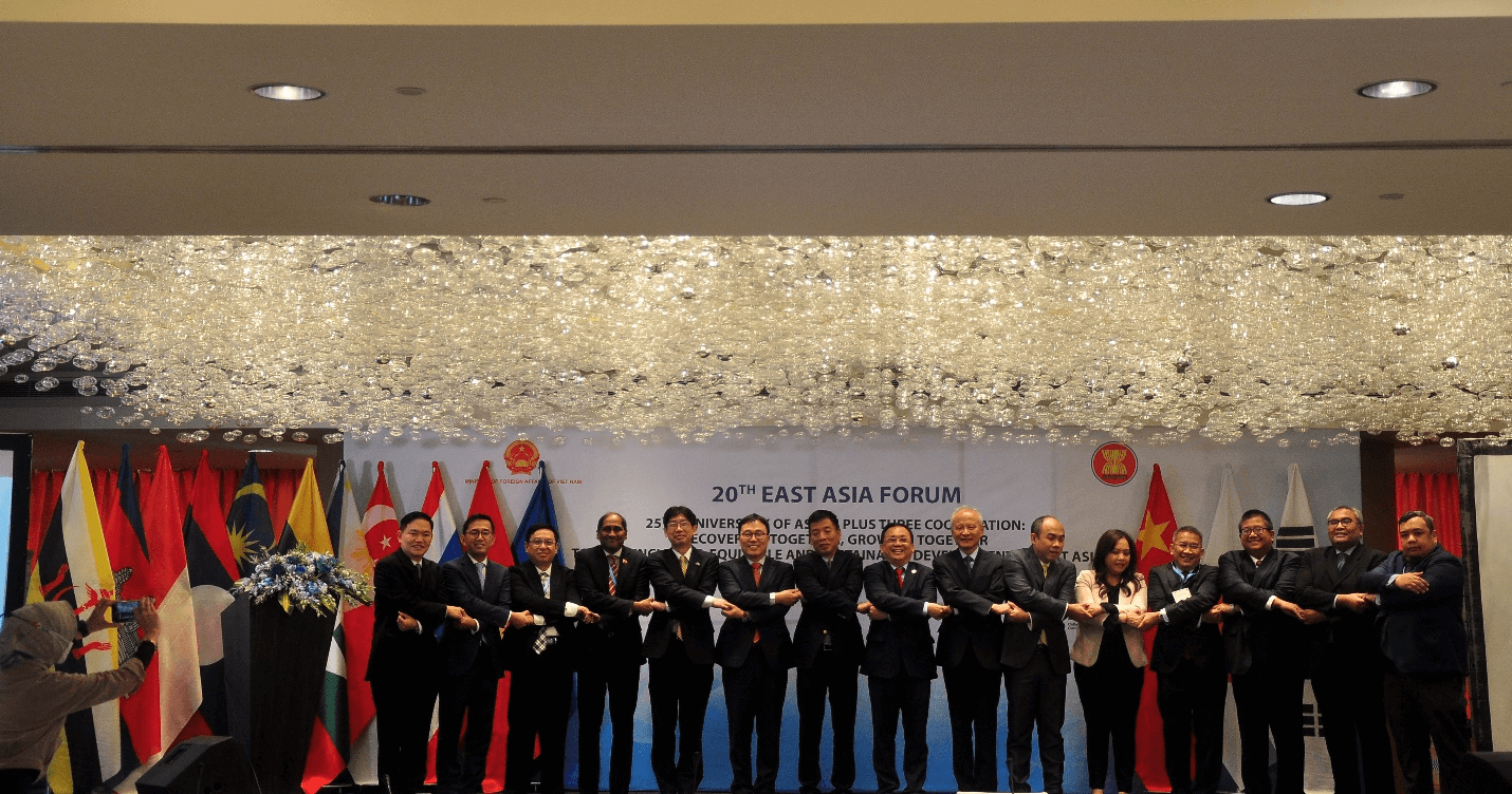 Đại biểu các nước tại Diễn đàn Đông Á