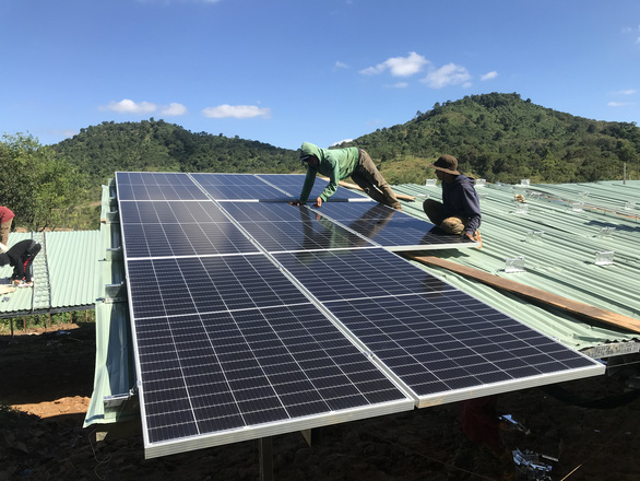 Nhiều trang trại điện năng lượng mặt trời áp mái cấp tập xây dựng trên đất nông nghiệp tại Đắk Lắk trái quy định dẫn đến nhiều hệ lụy - Ảnh: TRUNG TÂN