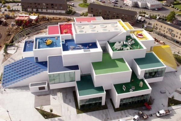 Tòa nhà Lego House tại Billund, Đan Mạch.