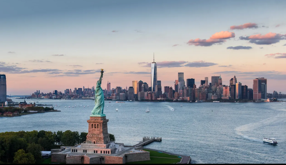 Điểm đến nổi tiếng nhất du lịch Mỹ - tượng Nữ thần Tự do  GETTY