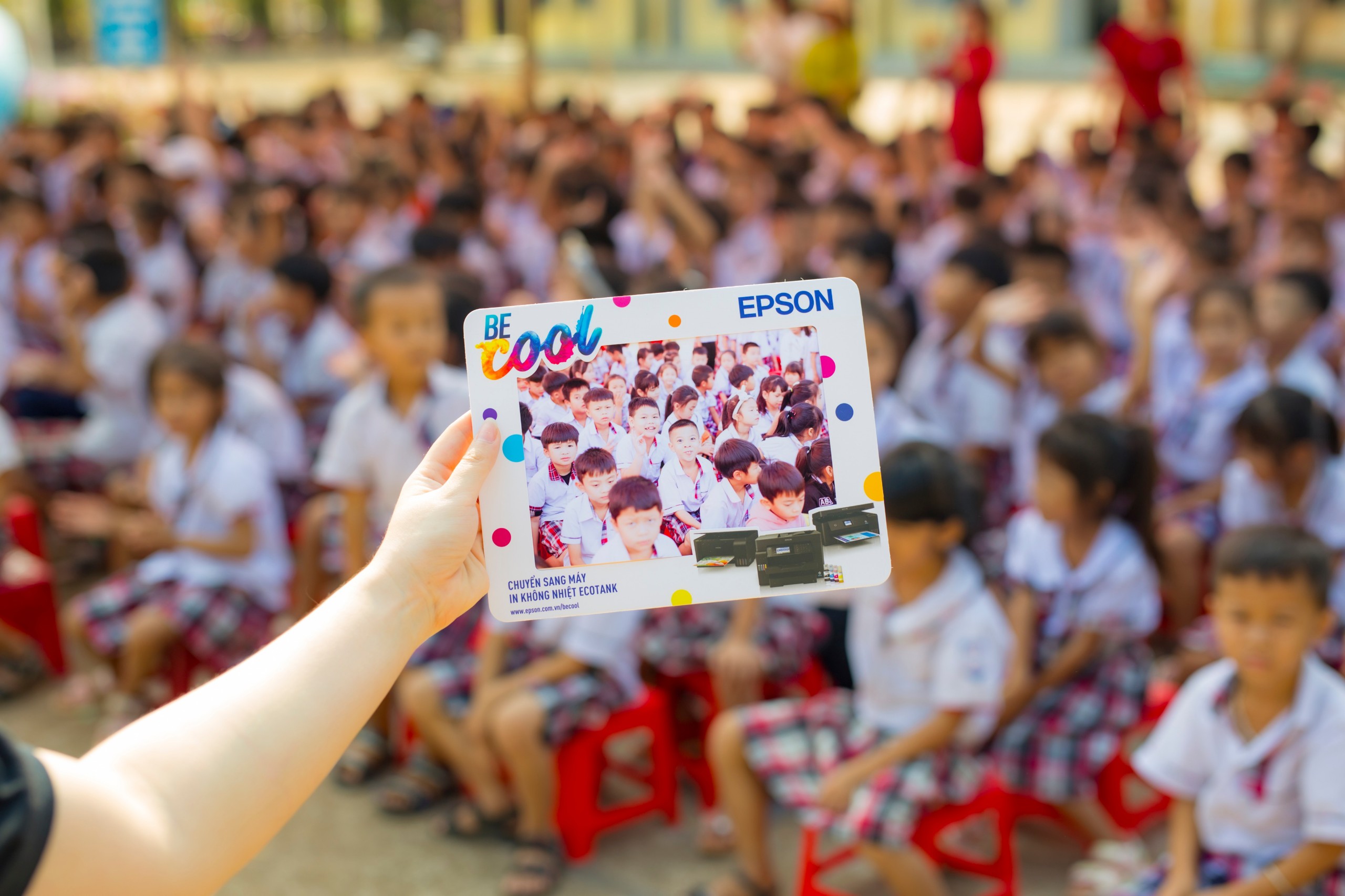 Epson Việt Nam dành nhiều hỗ trợ tới học sinh tại Đắk Lắk thông qua chương trình “Sắc Màu Yêu Thương”