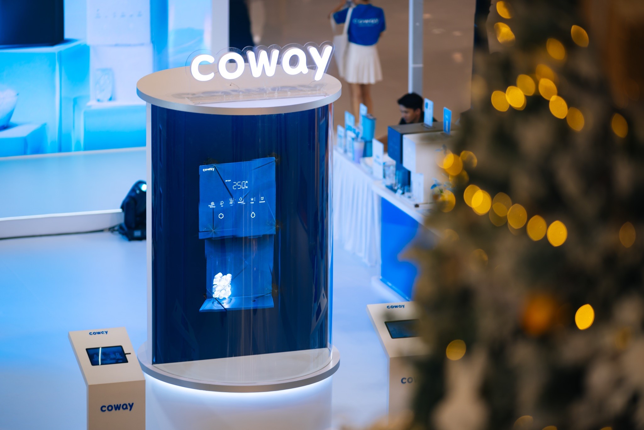 COWAY VINA RA MẮT MÁY LỌC NƯỚC LÀM ĐÁ KHỬ TRÙNG UV KÉP ĐẦU TIÊN CỦA HÃNG TẠI VIỆT NAM, THIẾT LẬP CHUẨN MỰC “ĐÁ TINH KHIẾT” CHO GIA ĐÌNH VIỆT