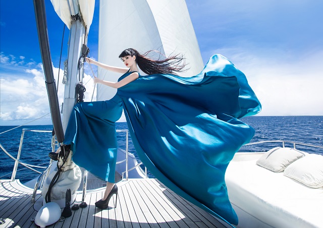 ĐÀ NẴNG THẬT THÚ VỊ MỚI MẺ TRONG BỘ ẢNH MỚI NHẤT CỦA SIÊU MẪU QUỐC TẾ JESSICA MINH ANH