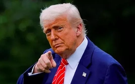 Tổng thống Mỹ Trump ký lệnh tăng thuế thép và nhôm lên 50%, Trung Quốc kêu gọi WTO hành động