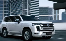 Toyota Land Cruiser tiếp tục cháy hàng tại Nhật Bản
