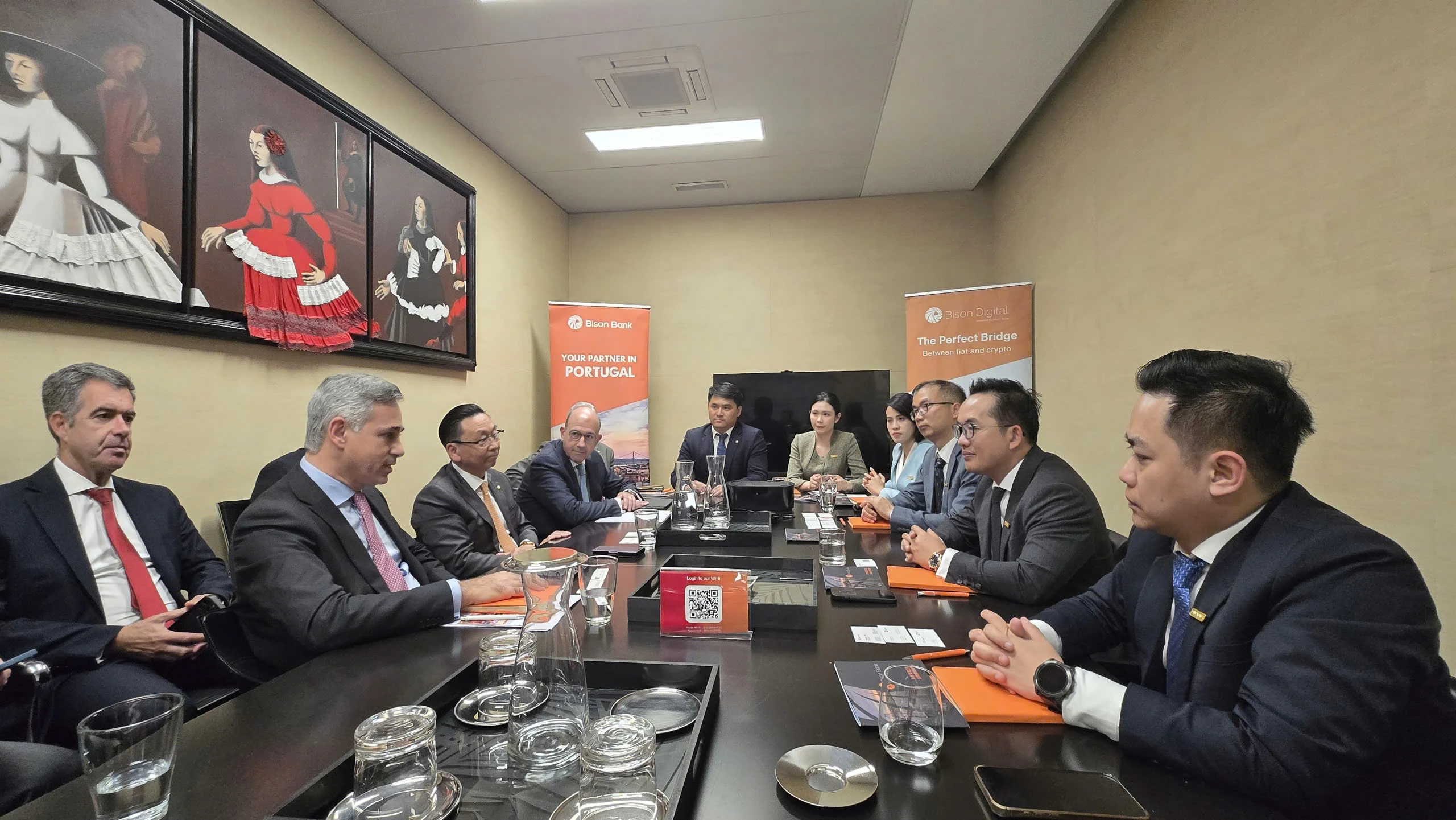 Hình 4 – Bison bank