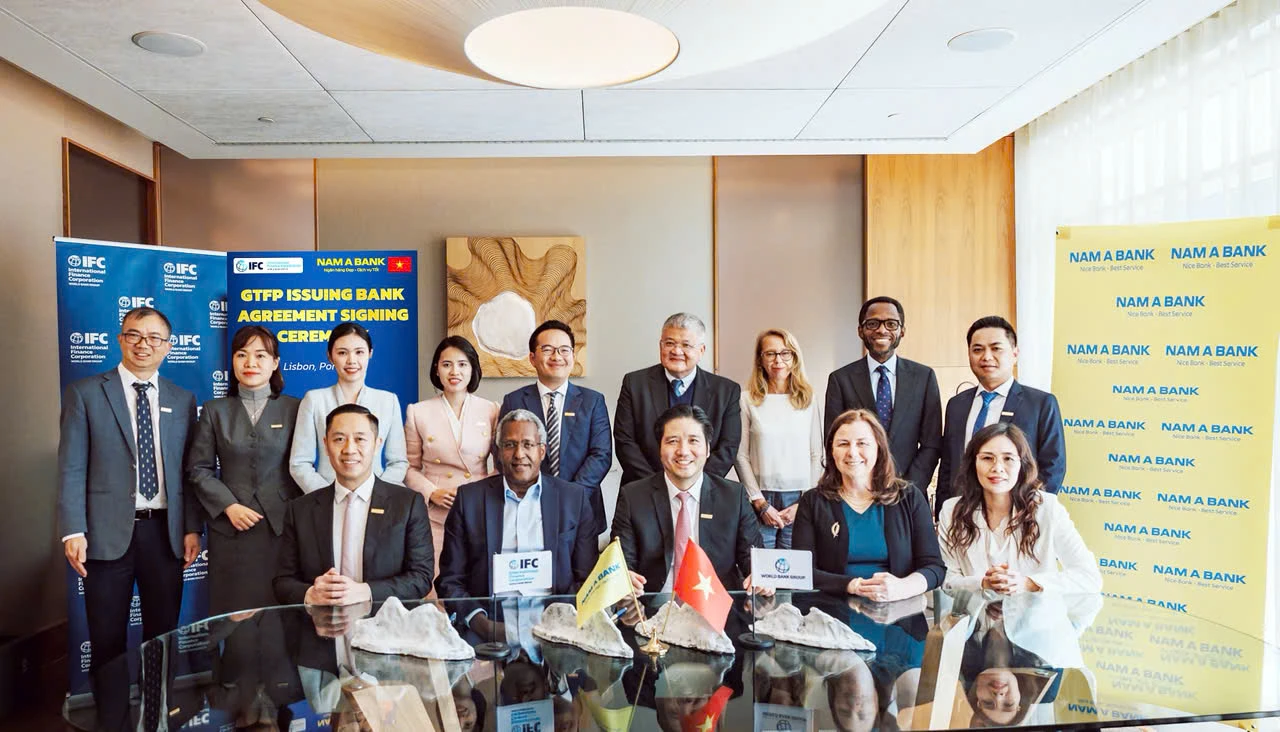 Hình 5 – Ký két IFC