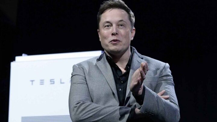 Tỉ phú Elon Musk phá kỷ lục thế giới về tài sản tích lũy- Ảnh 1.