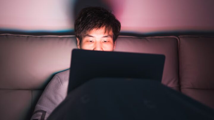 1 thói quen “bức tử” 2 quả thận: Rất nhiều người đang làm mỗi ngày - Ảnh 1.