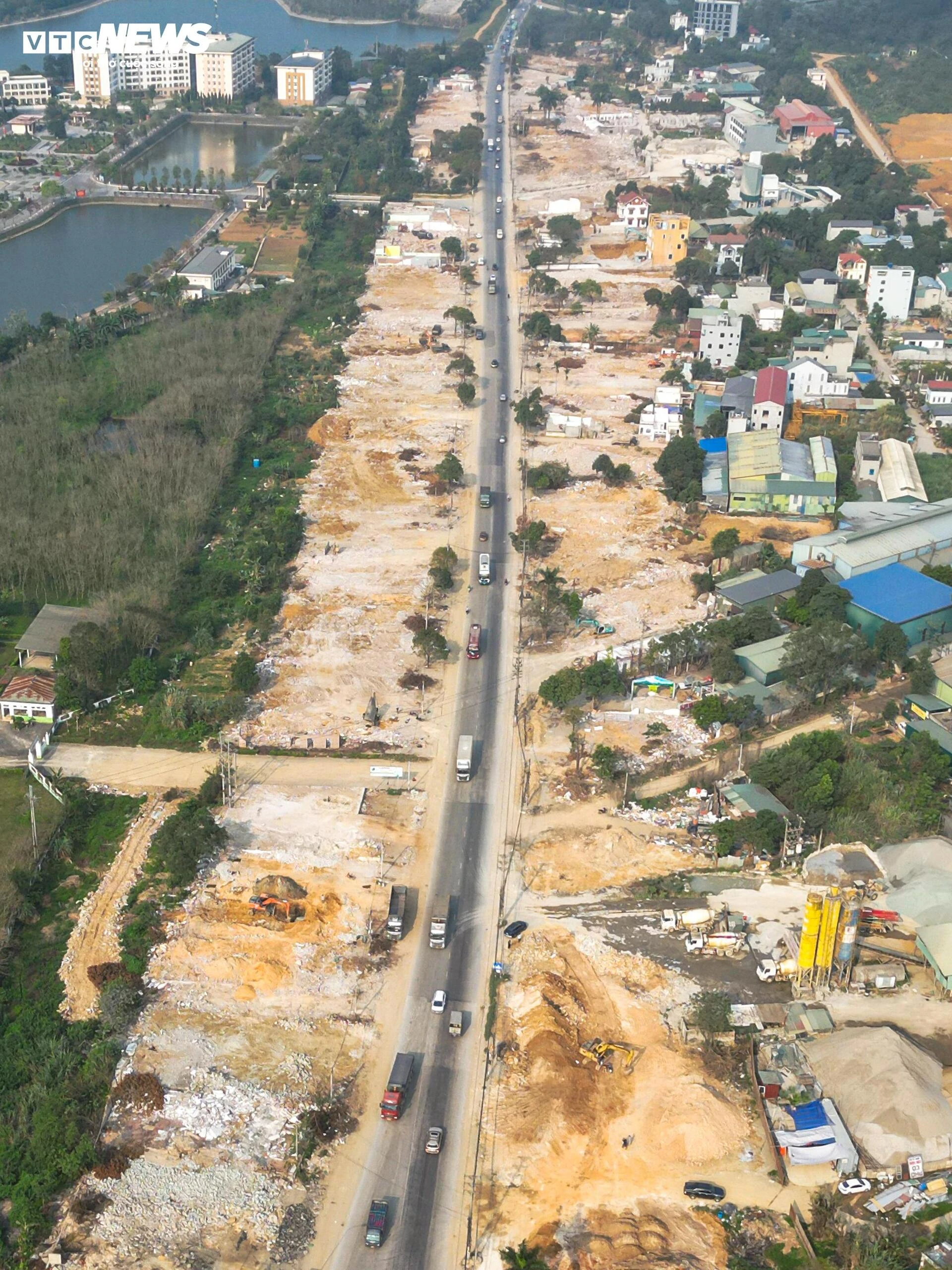 Công trường cao tốc 5 . 200 Tỷ đồng kết nối Đại lộ Thăng Long và Hà Nội - hòa bình - Ảnh 3. Công trường cao tốc 5 . 200 Tỷ đồng kết nối Đại lộ Thăng Long và Hà Nội - hòa bình - Ảnh 3.