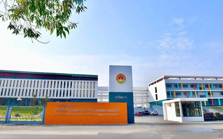 Một chỉ số bất ngờ tăng đột biến liên quan vụ hơn 140 điểm 10 bất thường tại Chuyên Tuyên Quang - Ảnh 1.