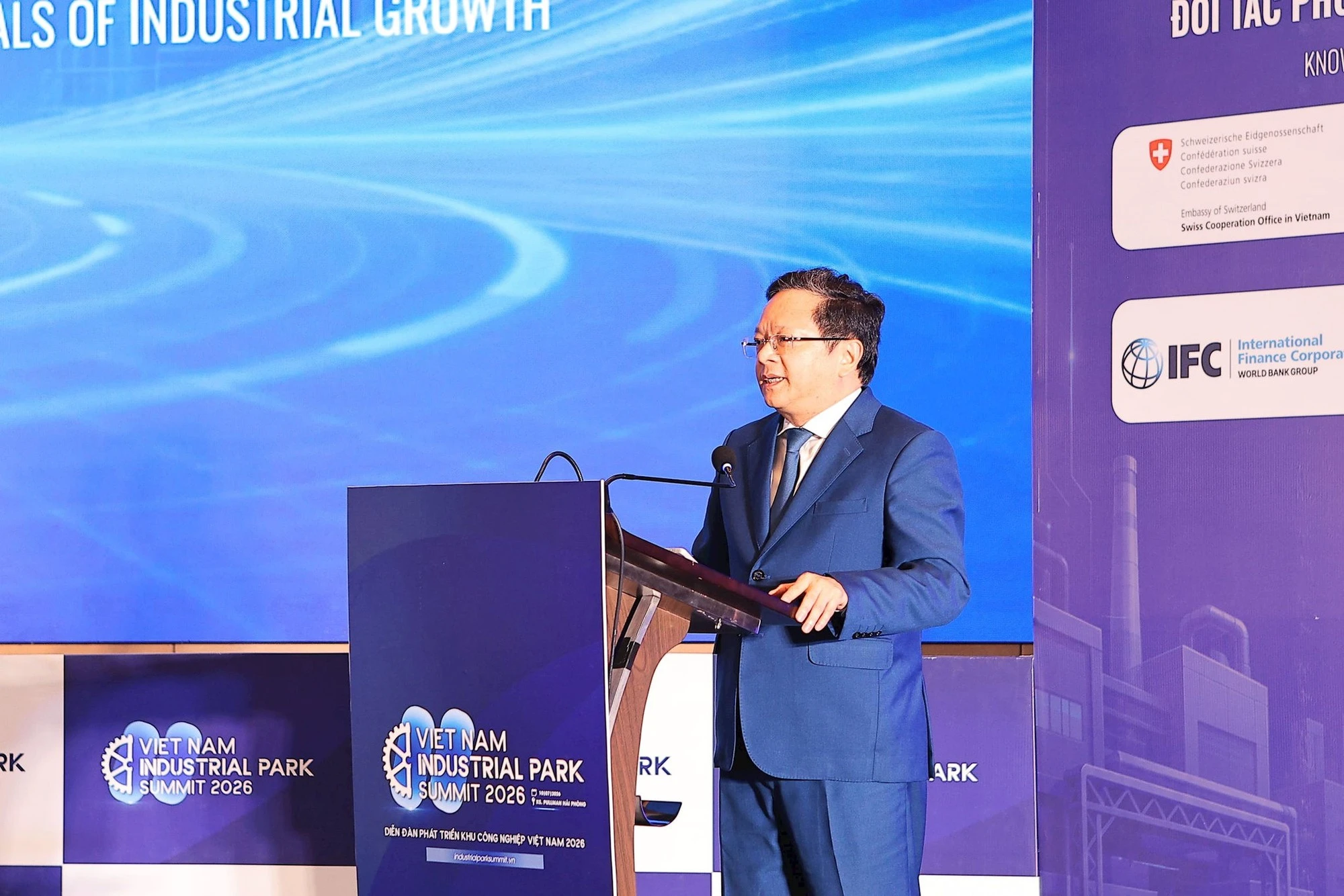 TP cảng là nơi bàn bạc về lĩnh vực đóng góp 10% GDP của VN, thu hút “đại bàng” từ Mỹ, TQ, Nhật… đầu tư - Ảnh 3. TP cảng là nơi bàn bạc về lĩnh vực đóng góp 10% GDP của VN, thu hút “đại bàng” từ Mỹ, TQ, Nhật… đầu tư - Ảnh 3.